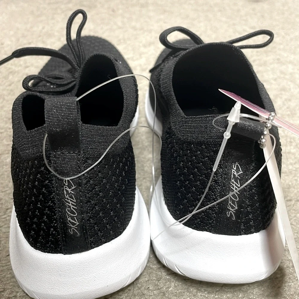 NEW! Skechers Women's Slipon Sneakers Skech-Knit Memory Foam Black - Picture 6 of 8